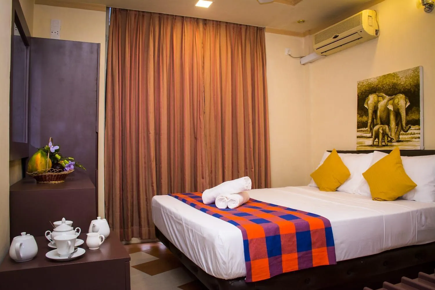Hotel Lakefield Kandy