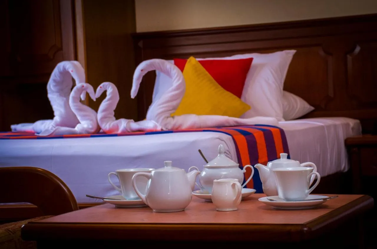 Hotel Lakefield Kandy