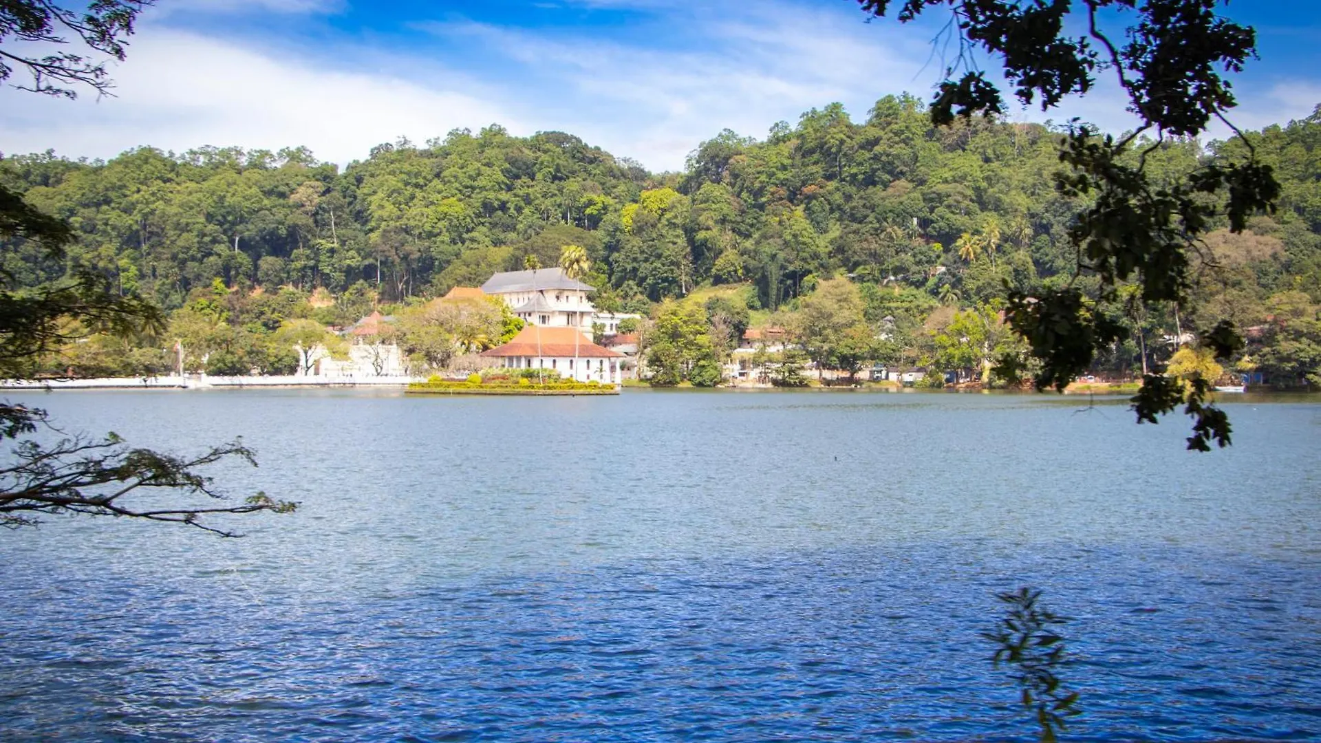 Hotel Lakefield Kandy